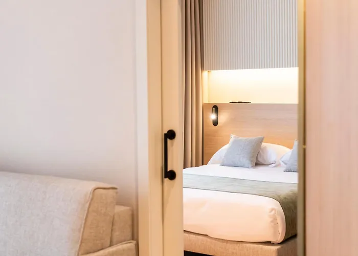 Atenea CalabriaHotel Barcelone